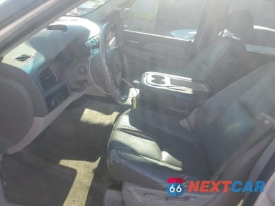 Zdjęcie 7 z 13 samochodu: 2007 GMC YUKON XL C1500 VIN:1GKFC16J97R184372 - miniatura