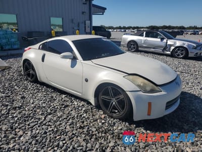Czwarte zdjęcie samochodu z boku: 2007 NISSAN 350Z COUPE VIN:JN1BZ34D67M500201 - miniatura