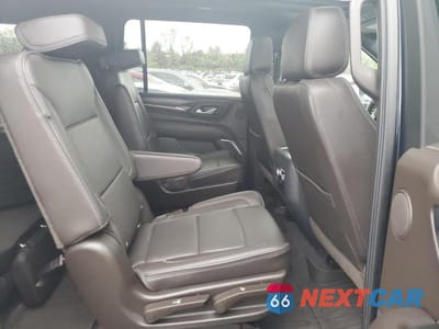 Zdjęcie 10 z 12 samochodu: 2021 GMC YUKON XL DENALI VIN:1GKS2JKL2MR253391 - miniatura