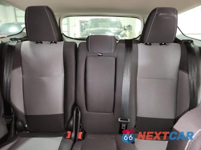 Zdjęcie 10 z 13 samochodu: 2018 FORD ESCAPE SE VIN:1FMCU9GD9JUD59805 - miniatura