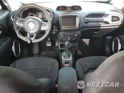 Zdjęcie 8 z 14 samochodu: 2020 JEEP RENEGADE LATITUDE VIN:ZACNJAB14LPK91306 - miniatura