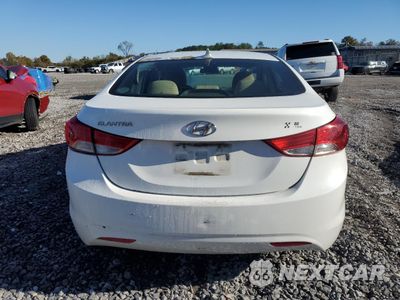 Zdjęcie 6 z 14 samochodu: 2013 HYUNDAI ELANTRA GLS VIN:5NPDH4AEXDH283527 - miniatura