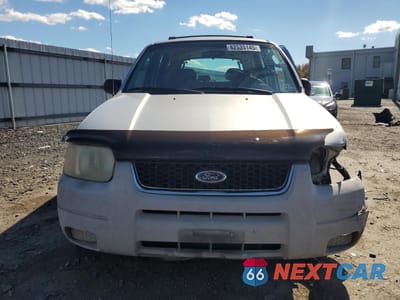 Piąte zdjęcie samochodu w środku: 2003 FORD ESCAPE XLS VIN:1FMYU92143KA00833 - miniatura