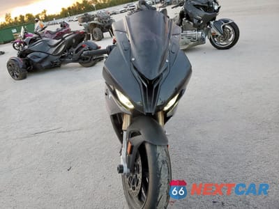 Drugie zdjęcie samochodu z przodu: 2021 BMW S 1000 RR VIN:WB10E230XM6E51691 - miniatura