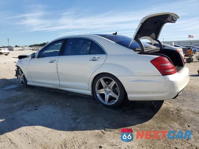 Drugie zdjęcie samochodu z przodu: 2010 MERCEDES-BENZ S 400 VIN:WDDNG9FB2AA302194 - miniatura