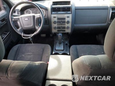 Zdjęcie 8 z 14 samochodu: 2010 FORD ESCAPE XLT VIN:1FMCU9DG1AKB66543 - miniatura
