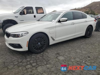 2018 BMW 530E WBAJA9C55JB033169 - główne zdjęcie licytacji z USA - miniatura