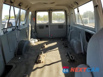 Zdjęcie 10 z 13 samochodu: 2014 FORD ECONOLINE E350 SUPER DUTY WAGON VIN:1FBSS3BL7EDA97360 - miniatura