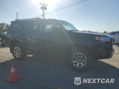 Czwarte zdjęcie samochodu z boku: 2023 TOYOTA 4RUNNER SE VIN:JTERU5JR3P6122988 - miniatura