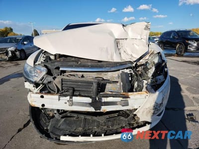Piąte zdjęcie samochodu w środku: 2015 FORD TAURUS LIMITED VIN:1FAHP2F8XFG126881 - miniatura