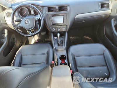 Zdjęcie 8 z 14 samochodu: 2016 VOLKSWAGEN JETTA SE VIN:3VWD67AJ0GM226785 - miniatura