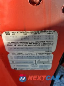 Zdjęcie 12 z 14 samochodu: 1984 CHEVROLET CORVETTE VIN:1G1AY0789E5114820 - miniatura