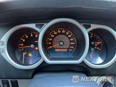 Zdjęcie 8 z 11 samochodu: 2005 TOYOTA 4RUNNER SR5 VIN:JTEZU14R950048299 - miniatura