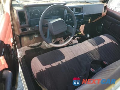 Zdjęcie 8 z 12 samochodu: 1992 NISSAN TRUCK LONG WHEELBASE VIN:1N6HD12S1NC320104 - miniatura