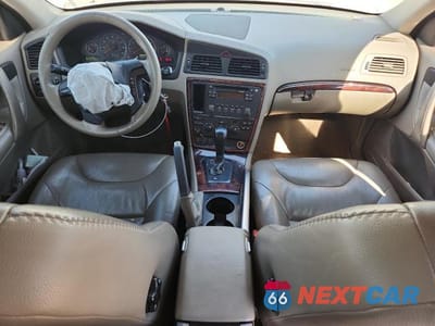 Zdjęcie 8 z 13 samochodu: 2005 VOLV XC70 VIN:YV1SZ592651202837 - miniatura