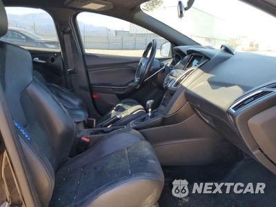 Zdjęcie 10 z 14 samochodu: 2017 FORD FOCUS RS VIN:WF0DP3TH3H4122255 - miniatura