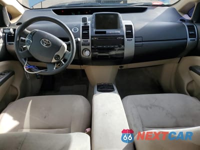 Zdjęcie 8 z 14 samochodu: 2004 TOYOTA PRIUS VIN:JTDKB20U840020035 - miniatura