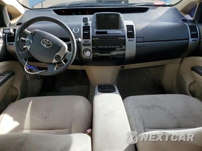 Zdjęcie 8 z 14 samochodu: 2004 TOYOTA PRIUS VIN:JTDKB20U840020035 - miniatura
