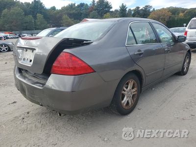 Trzecie zdjęcie samochodu z tyłu: 2007 HONDA ACCORD EX VIN:1HGCM56767A013120 - miniatura
