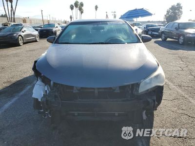 Piąte zdjęcie samochodu w środku: 2015 TOYOTA CAMRY HYBRID VIN:4T1BD1FK1FU172949 - miniatura