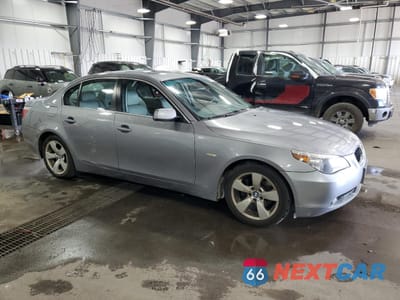 Czwarte zdjęcie samochodu z boku: 2004 BMW 530 I VIN:WBANA73544B812542 - miniatura