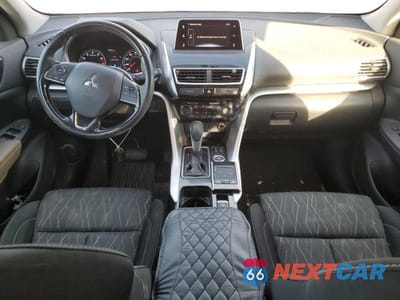 Zdjęcie 8 z 13 samochodu: 2018 MITSUBISHI ECLIPSE CROSS SE VIN:JA4AT5AA7JZ039286 - miniatura