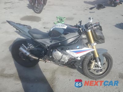 2018 BMW S 1000 R WB10D6208JZ762183 - główne zdjęcie licytacji z USA - miniatura
