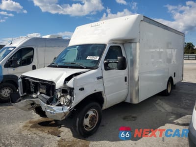 2017 FORD ECONOLINE E350 SUPER DUTY CUTAWAY VAN 1FDWE3FS9HDC02292 - główne zdjęcie licytacji z USA - miniatura