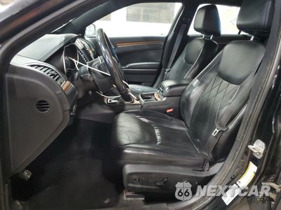 Zdjęcie 7 z 12 samochodu: 2015 CHRYSLER 300C PLATINUM VIN:2C3CCASG8FH873038 - miniatura
