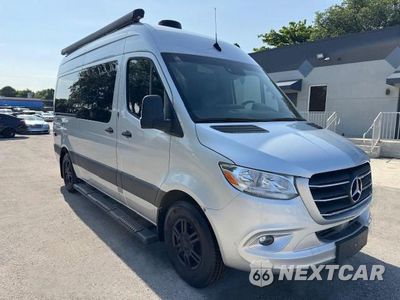 Czwarte zdjęcie samochodu z boku: 2022 MERCEDES-BENZ SPRINTER 2500 VIN:W1X4EBHY0NP484324 - miniatura