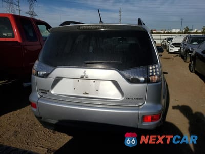 Zdjęcie 6 z 12 samochodu: 2010 MITSUBISHI OUTLANDER ES VIN:JA4AT2AW9AZ001617 - miniatura