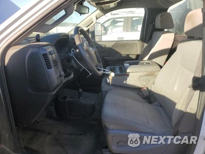 Zdjęcie 7 z 16 samochodu: 2017 CHEVROLET SILVERADO K3500 VIN:1GB3KYCG0HZ399275 - miniatura