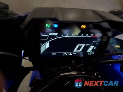Zdjęcie 7 z 10 samochodu: 2024 YAMAHA YZFR7 VIN:JYARM38E7RA009407 - miniatura