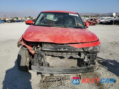 Piąte zdjęcie samochodu w środku: 2023 KIA SOUL LX VIN:KNDJ23AU0P7195620 - miniatura