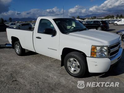 Czwarte zdjęcie samochodu z boku: 2010 CHEVROLET SILVERADO C1500 VIN:1GCPCPEA0AZ196695 - miniatura