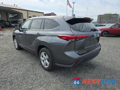 Drugie zdjęcie samochodu z przodu: 2023 TOYOTA HIGHLANDER HYBRID LE VIN:5TDBBRCHXPS111896 - miniatura