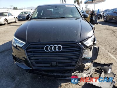 Piąte zdjęcie samochodu w środku: 2020 AUDI A3 PREMIUM VIN:WAUAUGFFXLA097930 - miniatura