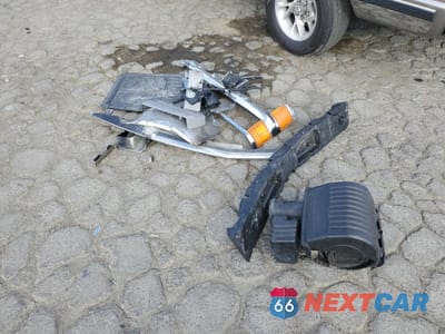Zdjęcie 12 z 15 samochodu: 1999 CHEVROLET GMT-400 C1500 VIN:1GCEC19R0XR127695 - miniatura