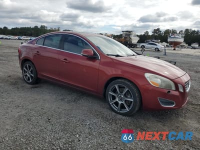 Czwarte zdjęcie samochodu z boku: 2011 VOLVO S60 T6 VIN:YV1902FH7B2014740 - miniatura
