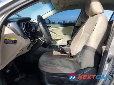 Zdjęcie 7 z 11 samochodu: 2015 KIA OPTIMA LX VIN:5XXGM4A7XFG477208 - miniatura