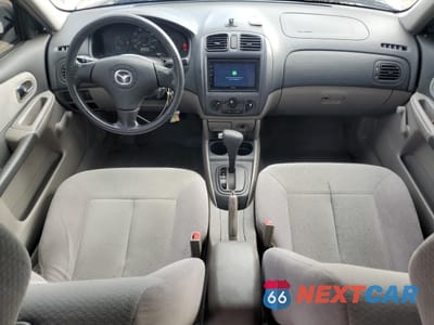 Zdjęcie 8 z 12 samochodu: 2003 MAZDA PROTEGE DX VIN:JM1BJ225130149550 - miniatura