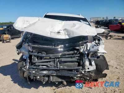 Piąte zdjęcie samochodu w środku: 2024 CHEVROLET SUBURBAN K1500 HIGH COUNTRY VIN:1GNSKGKT4RR191893 - miniatura