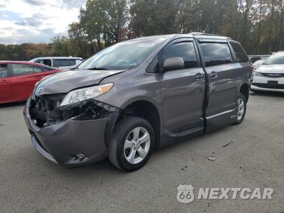 2016 TOYOTA SIENNA LE 5TDKK3DC4GS694904 - główne zdjęcie licytacji z USA - miniatura