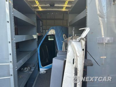 Zdjęcie 6 z 14 samochodu: 2017 NISSAN NV 2500 S VIN:1N6BF0LY5HN811345 - miniatura