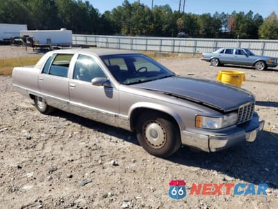 Czwarte zdjęcie samochodu z boku: 1996 CADILLAC FLEETWOOD BASE VIN:1G6DW52P5TR704401 - miniatura