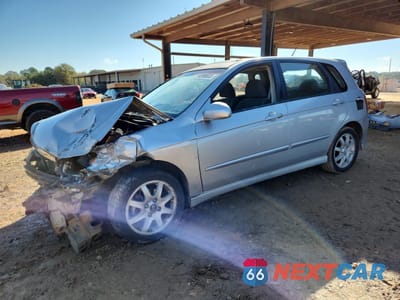 2005 KIA SPECTRA5 KNAFE161X55075460 - główne zdjęcie licytacji z USA - miniatura