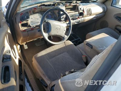 Zdjęcie 8 z 12 samochodu: 2001 DODGE RAM 2500 VIN:3B7KC23671G164046 - miniatura