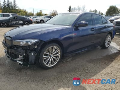 2023 BMW 330XI 3MW89FF08P8D31232 - główne zdjęcie licytacji z USA - miniatura