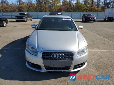 Piąte zdjęcie samochodu w środku: 2005 AUDI NEW S4 QUATTRO VIN:WAUGL68EX5A522271 - miniatura