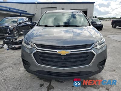 Piąte zdjęcie samochodu w środku: 2019 CHEVROLET TRAVERSE LS VIN:1GNERFKW6KJ188298 - miniatura